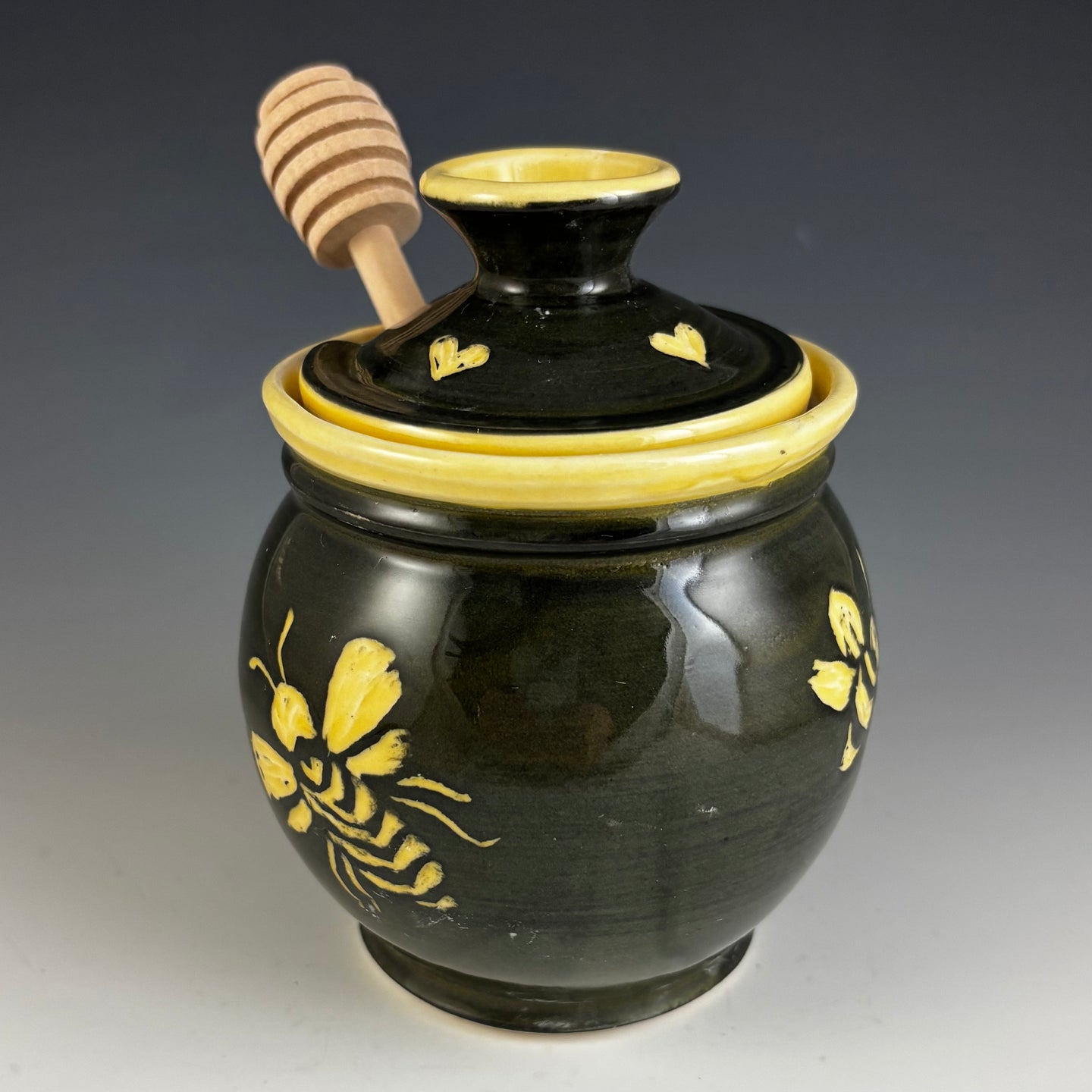 Honey Pot with Bees & Hearts