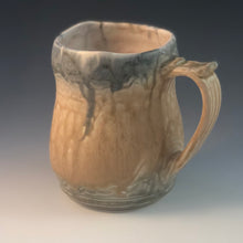 Load image into Gallery viewer, Curvy Mug
